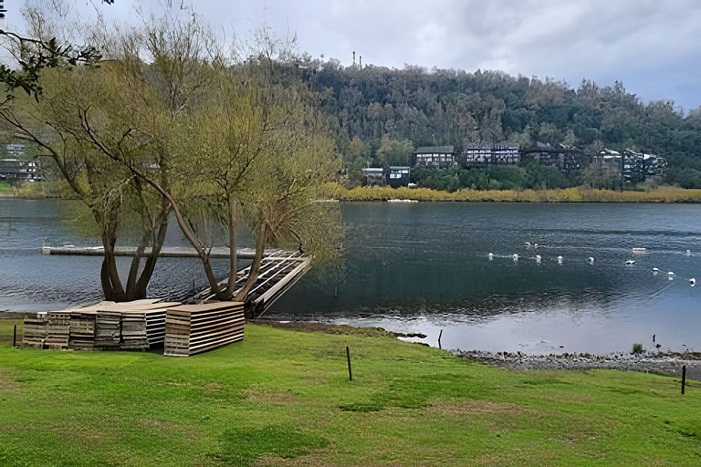 Espectacular casa con acceso directo al lago