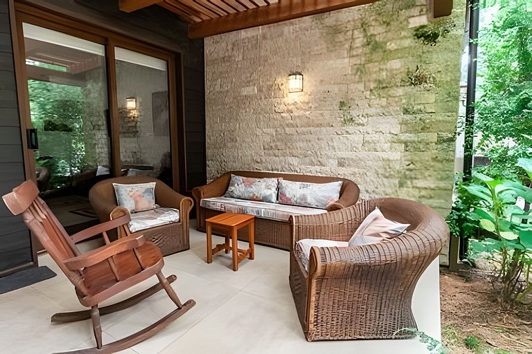 Espectacular casa con acceso directo al lago