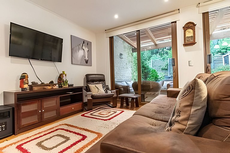 Espectacular casa con acceso directo al lago