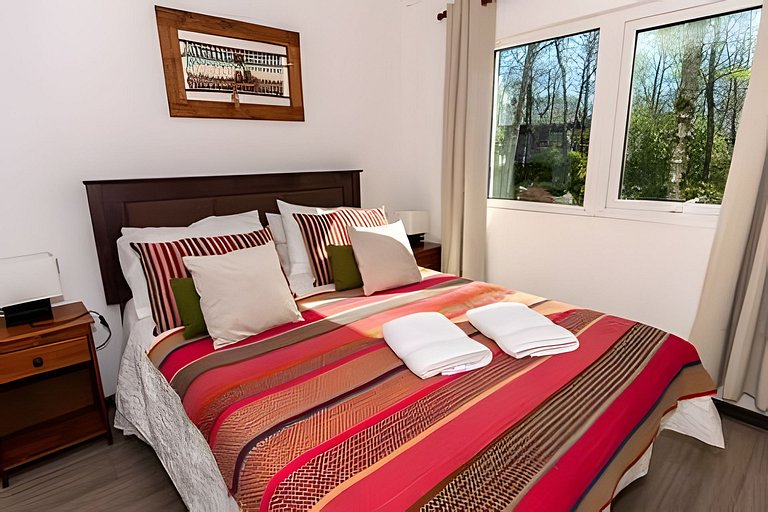 Refugio moderno con piscina · Andino Suite Pucón